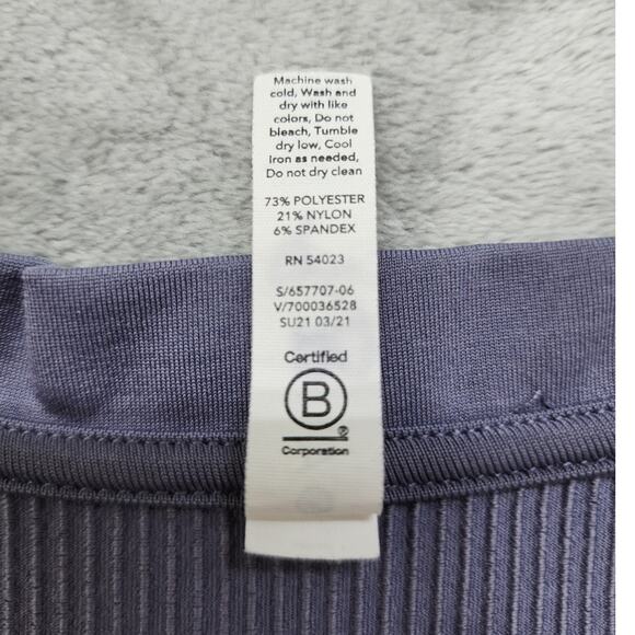 Athleta Renew Seamless V-Neck Tee Size XXS Gray Tempest Violet Ribbed Fitted - Picture 5 of 8